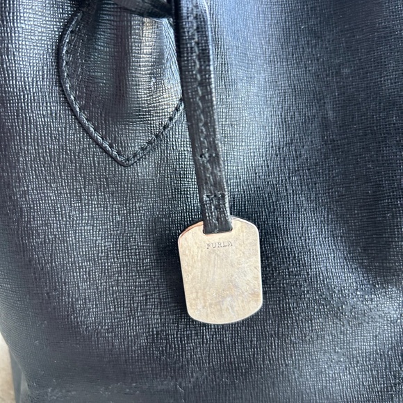 Furla Black Leather Handbag - Made in Italy - Picture 2 of 7